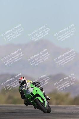 media/Oct-26-2025-Race Pace (Sun) [[c1447ca738]]/Non Verified (1st 20 Minutes of every Hour)/4-Turn 14 (1110am)/